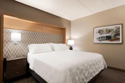 Holiday Inn Hotel & Suites Council Bluffs an IHG Hotel - image 14