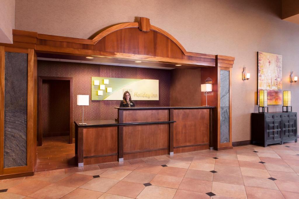 Holiday Inn Hotel & Suites Council Bluffs an IHG Hotel - image 4