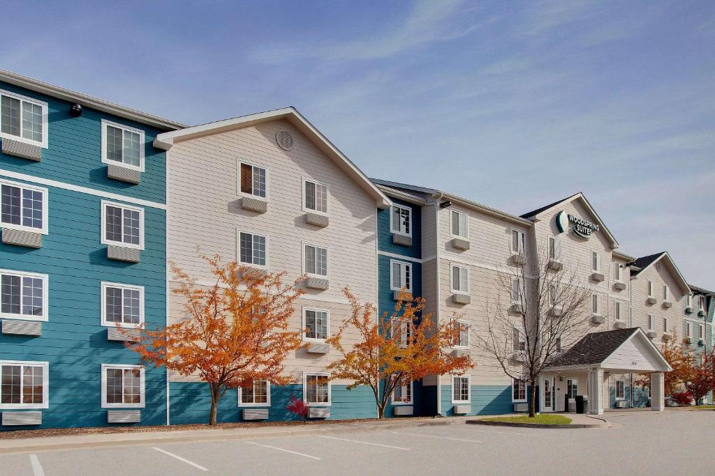 WoodSpring Suites Council Bluffs - image 3