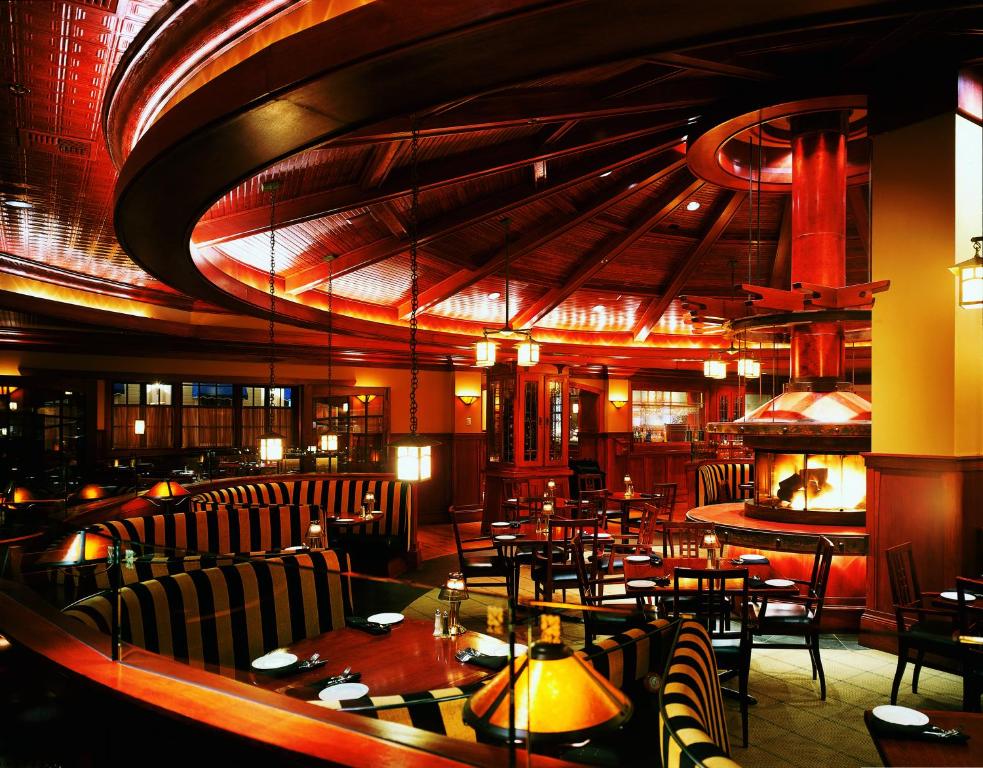 Ameristar Casino Hotel Council Bluffs - image 4