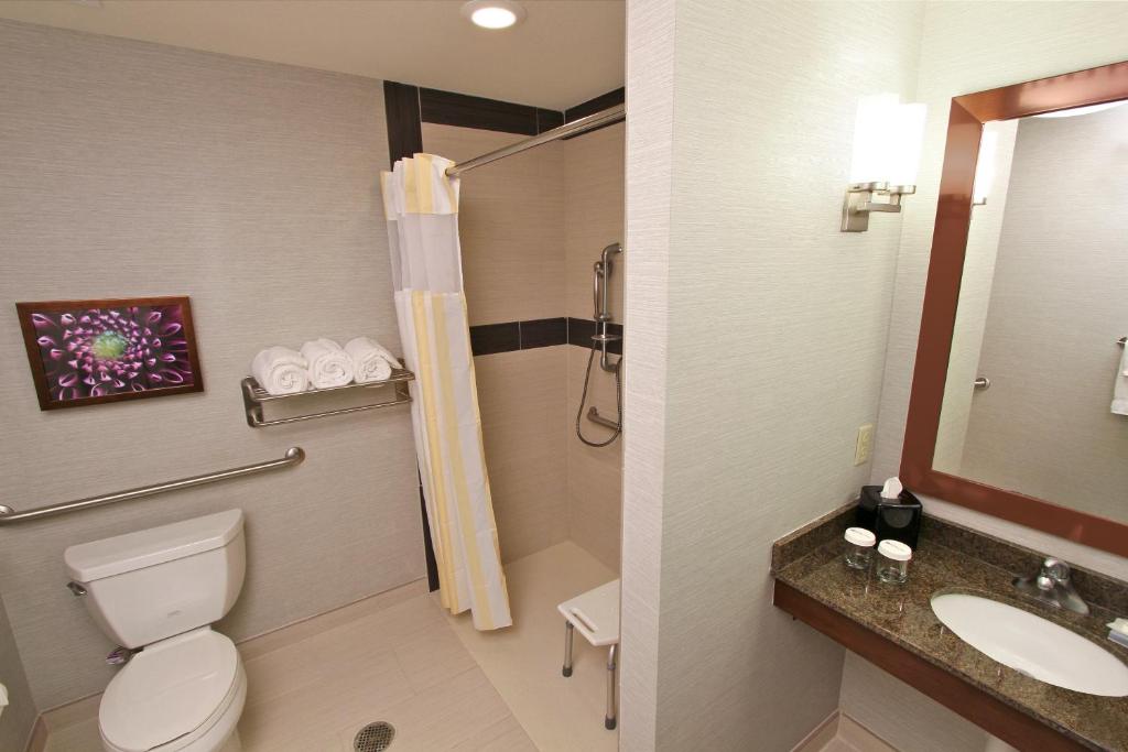 Hilton Garden Inn Covington/Mandeville - image 4