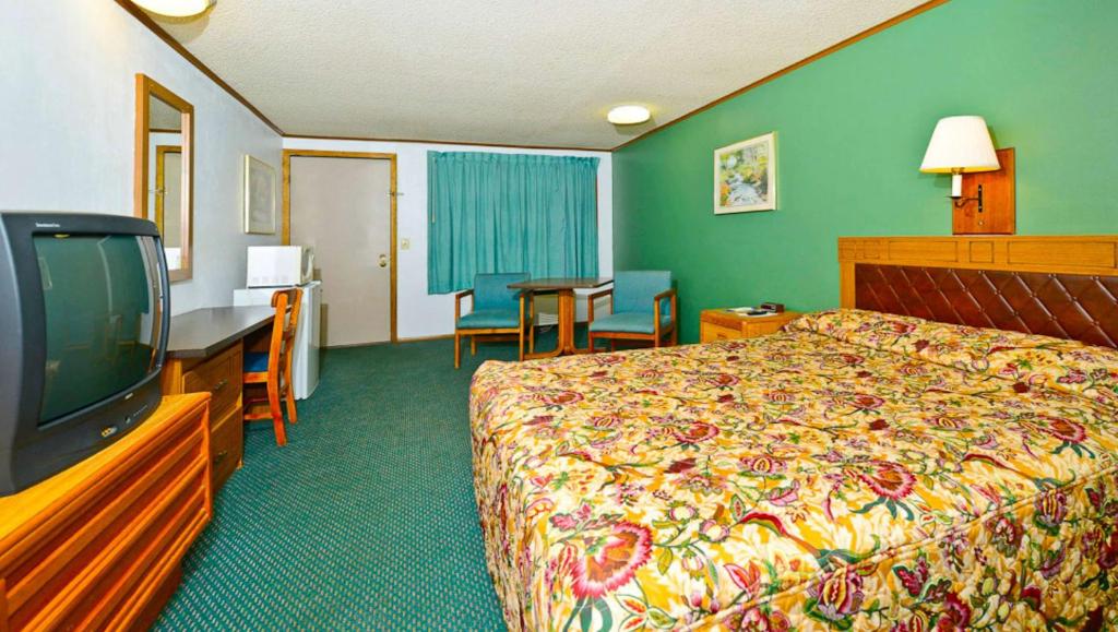 M Star Hotel Covington - image 3