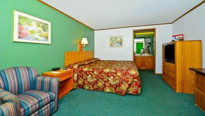 M Star Hotel Covington - image 5