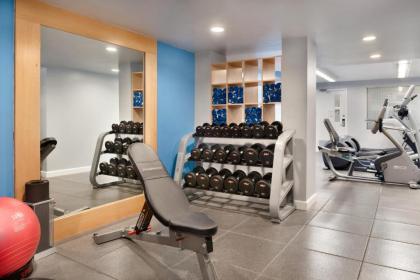 Embassy Suites Cincinnati - RiverCenter - image 11