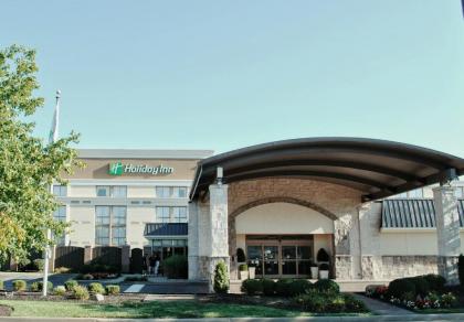 Holiday Inn Cincinnati Riverfront