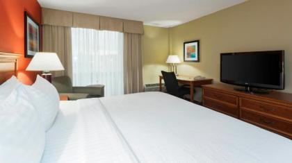 Holiday Inn Cincinnati-Riverfront an IHG Hotel - image 21