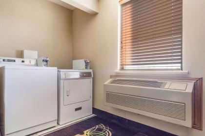 Rodeway Inn Cozad - image 11