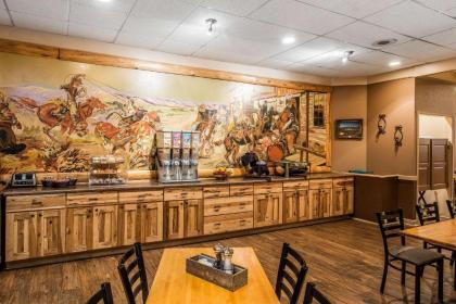 Quality Inn & Suites - image 21