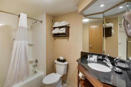 Hampton Inn Pittsburgh-Cranberry - image 19