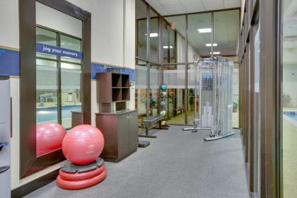 Hampton Inn Pittsburgh-Cranberry - image 20