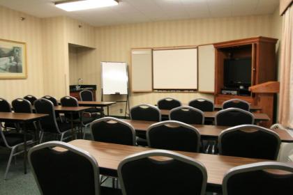 Hampton Inn Pittsburgh-Cranberry - image 8
