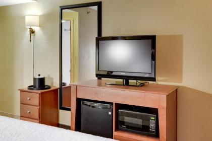 Hampton Inn Pittsburgh-Cranberry - image 9
