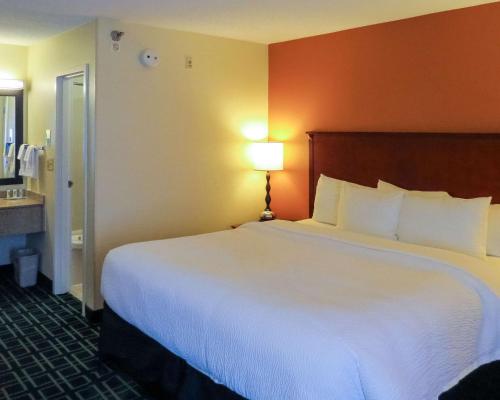 Quality Inn Cranberry Township - image 4
