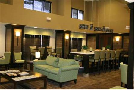 Hampton Inn & Suites Crawfordsville - image 2