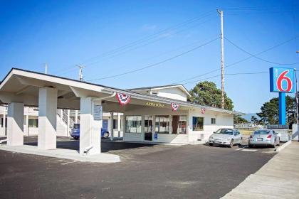 motel 6 Crescent City CA Crescent City