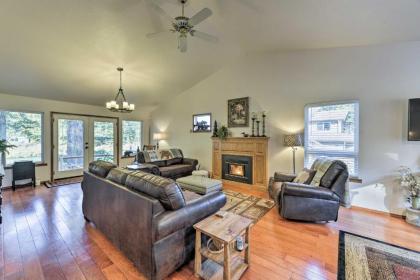 Crescent City Home with Deck - 15 mins to Beach - image 6