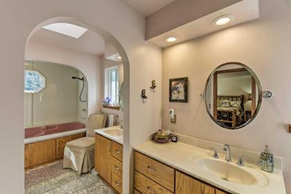 Crescent City Home with Deck - 15 mins to Beach - image 7