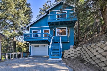 Secluded Cabin with Hot tub   Walk to Lake Gregory Crestline