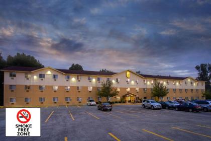 Super 8 by Wyndham Cromwellmiddletown Connecticut