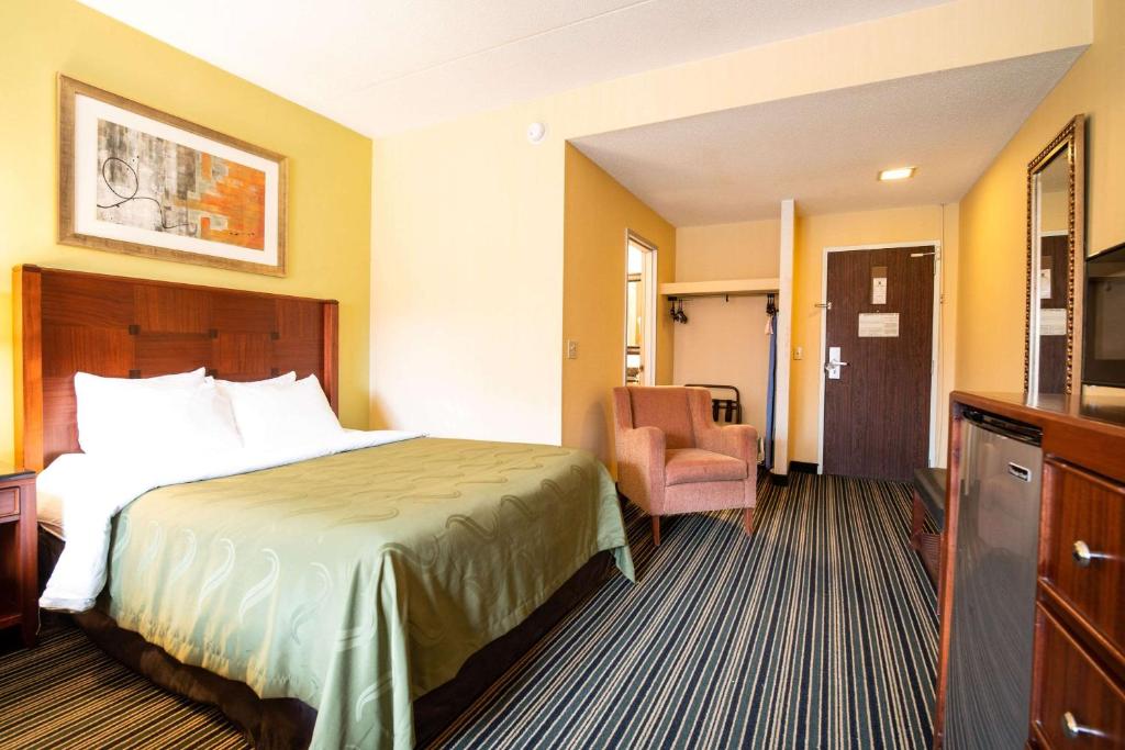 Quality Inn Cromwell - Middletown - image 2