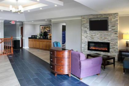Quality Inn Crossville Near Cumberland Mountain State Park - image 10