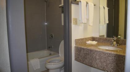 Executive Inn - image 13