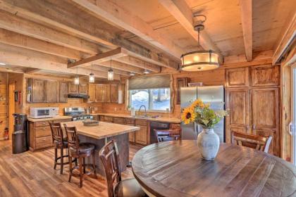 Peaceful Garden Valley Cabin with Private Deck! - image 12