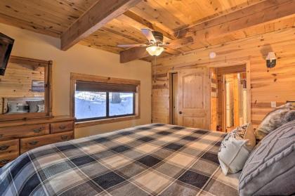 Peaceful Garden Valley Cabin with Private Deck! - image 15