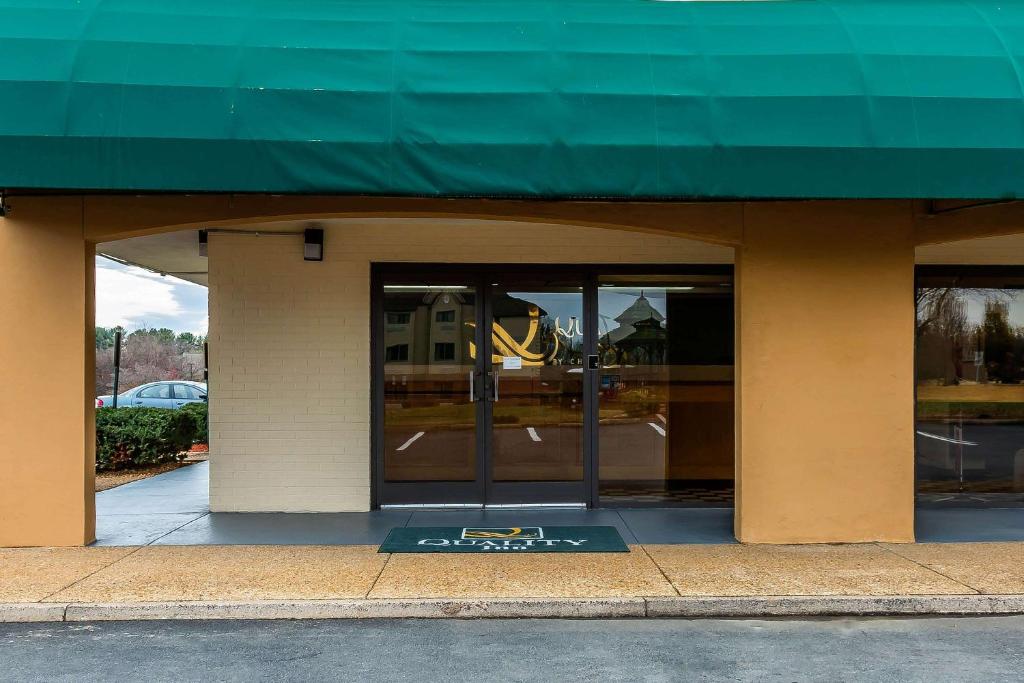 Quality Inn Culpeper - image 5