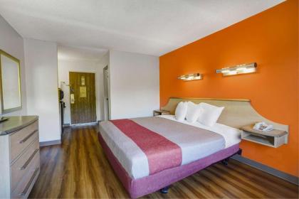 Motel 6-La Vale MD - Cumberland - image 8