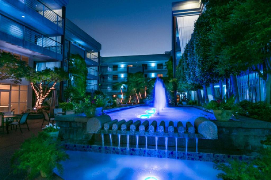 Cupertino Hotel - main image
