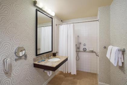 Juniper Hotel Cupertino Curio Collection by Hilton - image 3