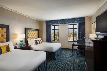 Juniper Hotel Cupertino Curio Collection by Hilton - image 8