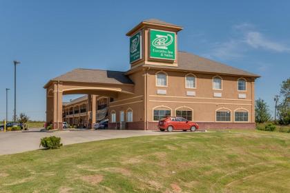 Executive Inn & Suites Cushing - image 7
