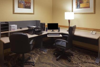 Country Inn & Suites by Radisson Cuyahoga Falls OH - image 15