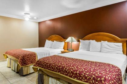 Rodeway Inn Cypress - image 9