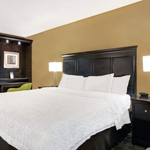Hampton Inn Biloxi Beach Boulevard - main image