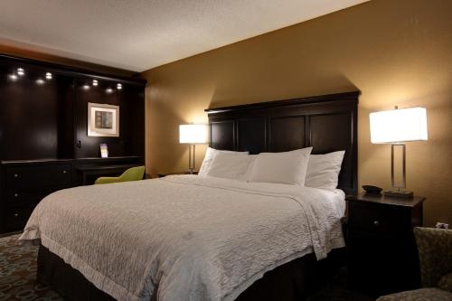 Hampton Inn Biloxi Beach Boulevard - image 4