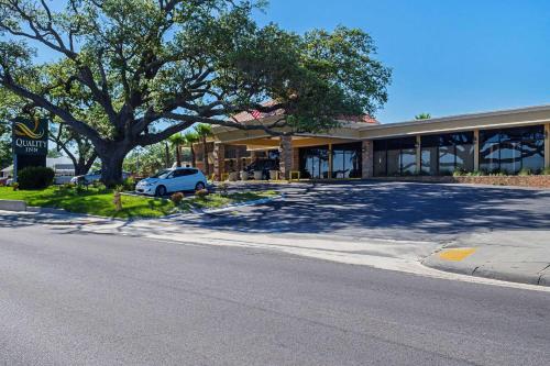 Quality Inn Biloxi Beach - main image