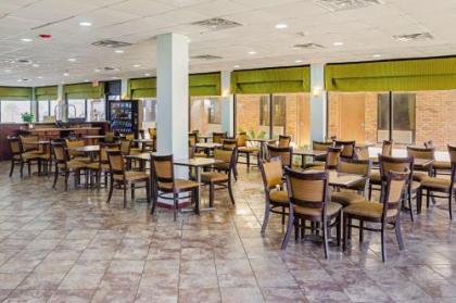 Quality Inn Biloxi Beach - image 3