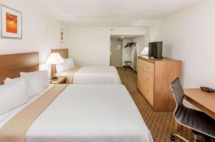 Days Inn by Wyndham Biloxi Beach - image 5