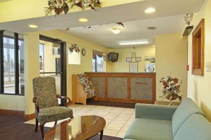 Days Inn by Wyndham Ocean Springs - image 3