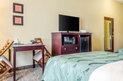 Quality Inn Biloxi - Ocean Springs - image 3