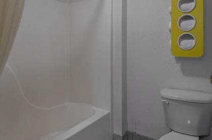 Motel 6-Biloxi MS - Ocean Springs - image 3