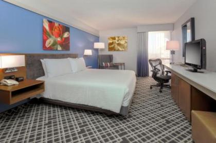 Hilton Garden Inn Dallas/Market Center - image 1