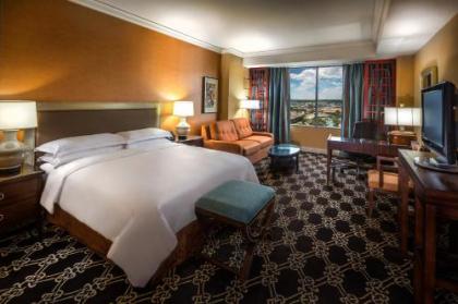 Hilton Anatole - image 17