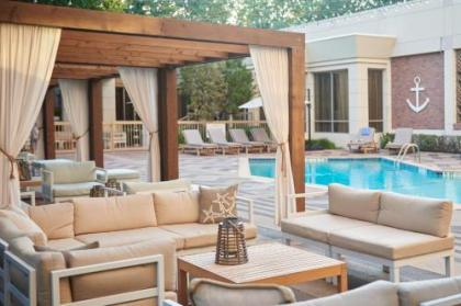 DoubleTree by Hilton Dallas Market Center