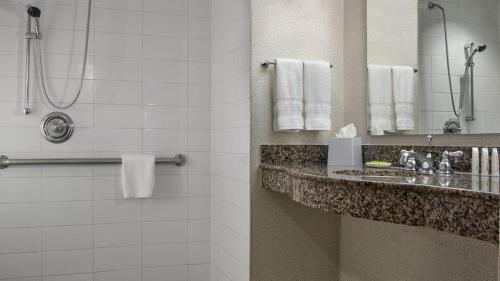 Le Meridien Dallas by the Galleria - image 2