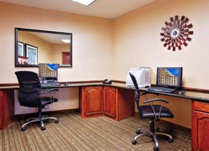 Holiday Inn Market Center an IHG Hotel - image 1