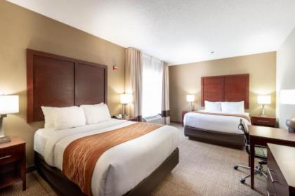 Comfort Inn & Suites Love Field – Dallas Market Center